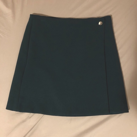Babaton skirt - Picture 1 of 2